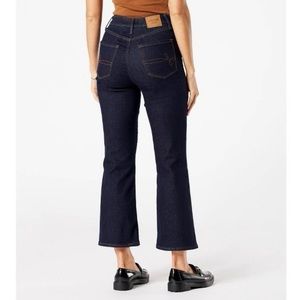 DENIZEN® from Levi's® Women's High-Rise Sculpting Cropped Flare Jeans - Runaway